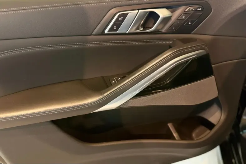 BMW X6 (Seria X) din 2023 cu 76.824 km - oferta BMW247017 - foto 12
