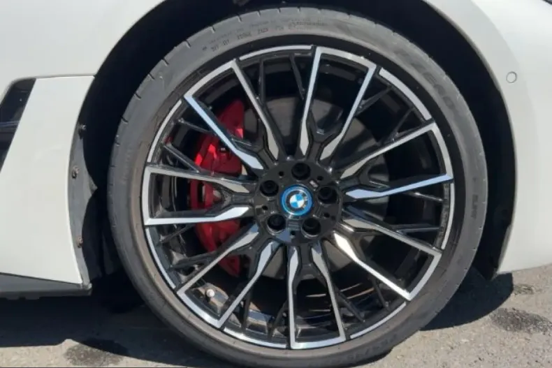 BMW i4 (Seria 4) din 2023 cu 27.702 km - oferta BMW247020 - foto 9