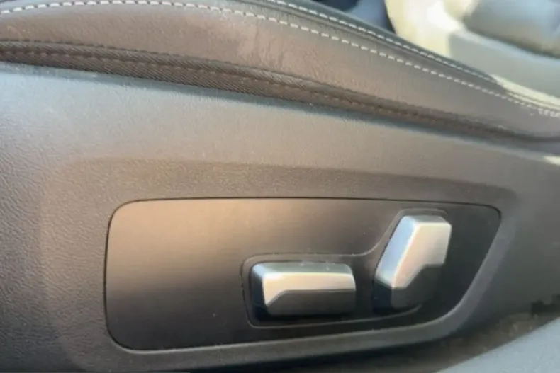 BMW i4 (Seria 4) din 2023 cu 27.702 km - oferta BMW247020 - foto 11