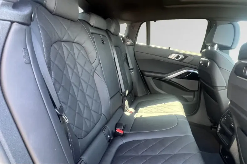 BMW X6 (Seria X) din 2025 cu 25.098 km - oferta BMW247022 - foto 10