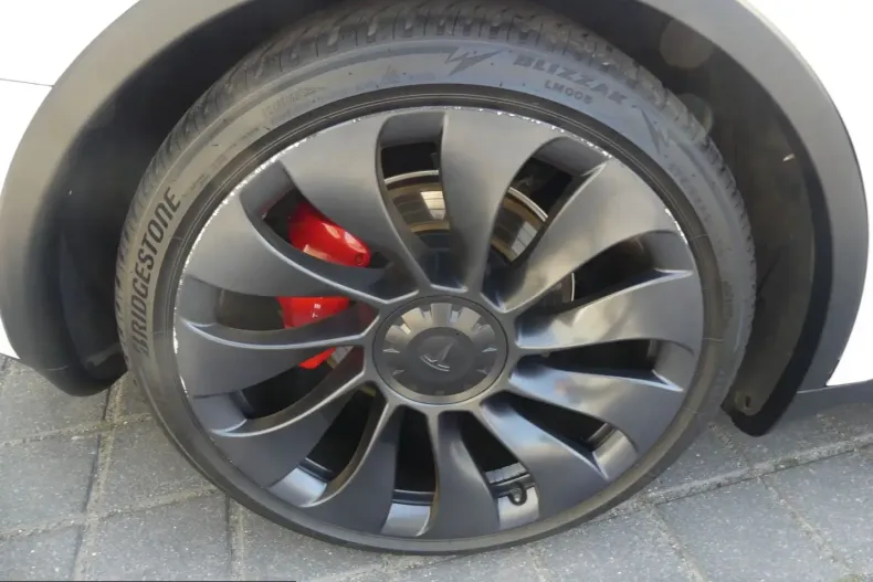 Tesla Model Y din 2023 cu 33.273 km - oferta TES247029 - foto 12
