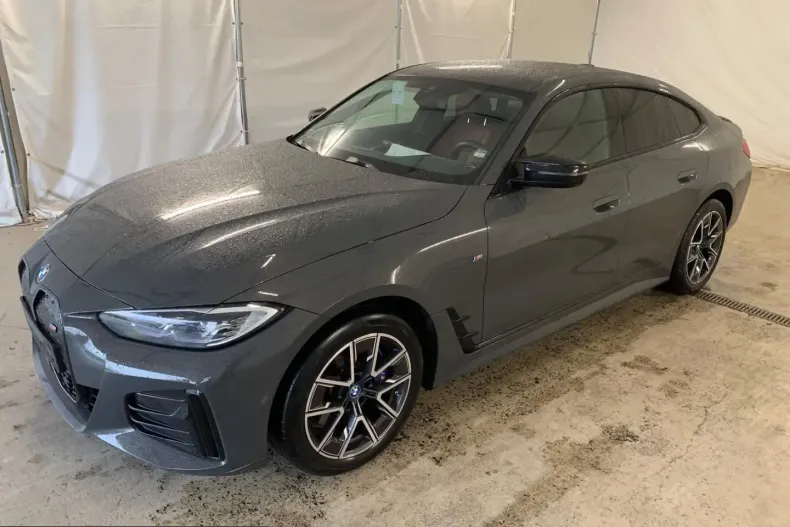 BMW i4 (Seria 4) din 2023 cu 89.962 km - oferta BMW247033 - foto 2
