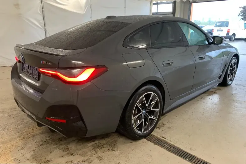 BMW i4 (Seria 4) din 2023 cu 89.962 km - oferta BMW247033 - foto 3