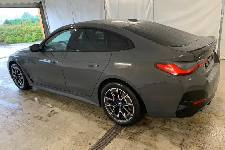 BMW i4 (Seria 4) din 2023 cu 89.962 km - oferta BMW247033 - foto 6