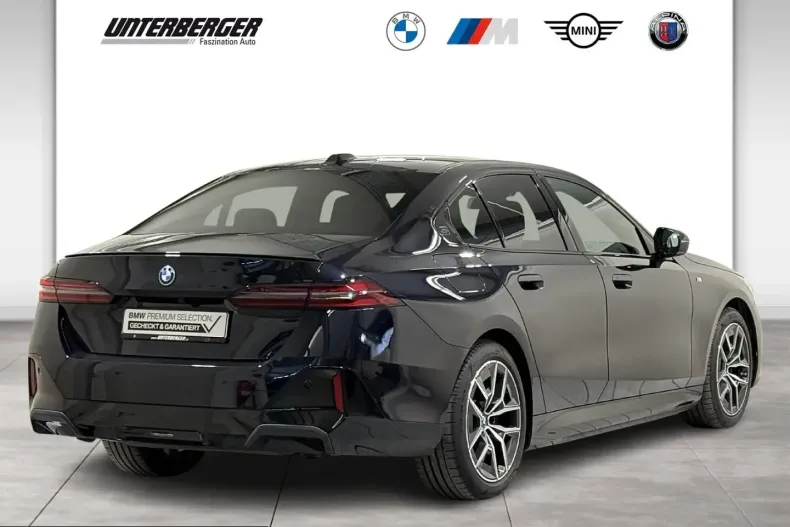 BMW 550 (Seria 5) din 2025 cu 33.598 km - oferta BMW247040 - foto 5