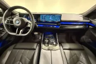 BMW 550 (Seria 5) din 2025 cu 33.598 km - oferta BMW247040 - foto 10