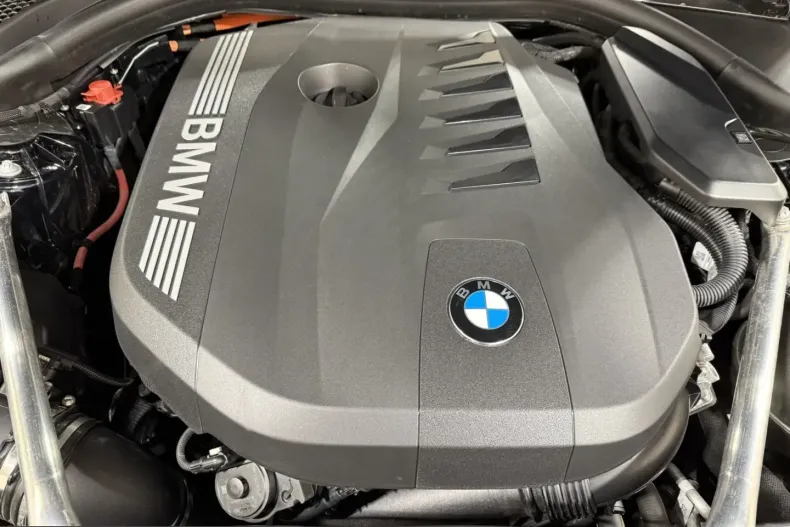 BMW 550 (Seria 5) din 2025 cu 33.598 km - oferta BMW247040 - foto 25