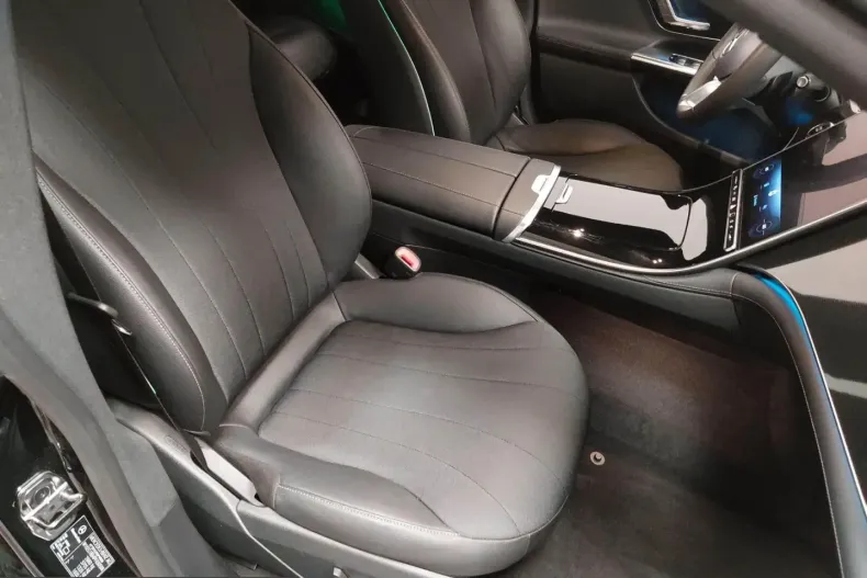 Mercedes-Benz EQE (Clasa E) din 2023 cu 68.593 km - oferta MER247057 - foto 15