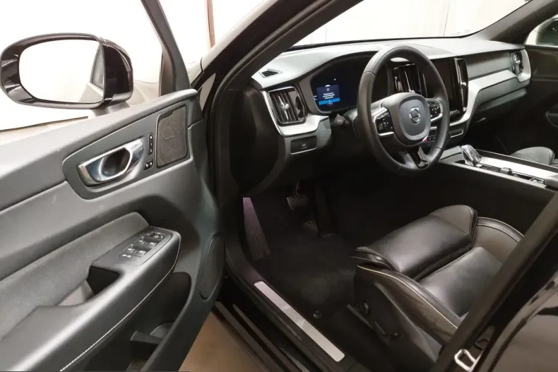 Volvo XC60 din 2022 cu 100.309 km - oferta VOL247058 - foto 14
