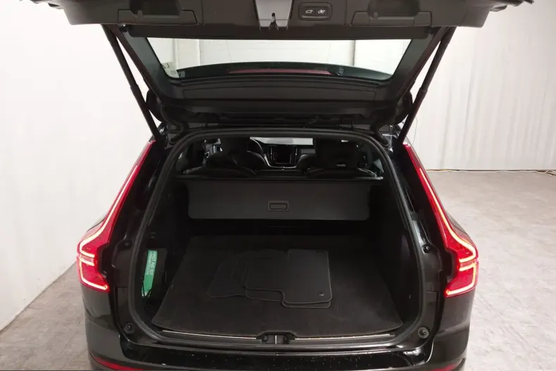 Volvo XC60 din 2022 cu 100.309 km - oferta VOL247058 - foto 19