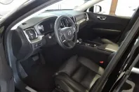 Volvo XC60 din 2022 cu 58.690 km - oferta VOL247059 - foto 5