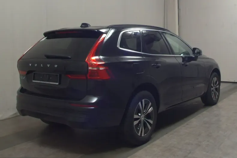 Volvo XC60 din 2022 cu 46.486 km - oferta VOL247060 - foto 3