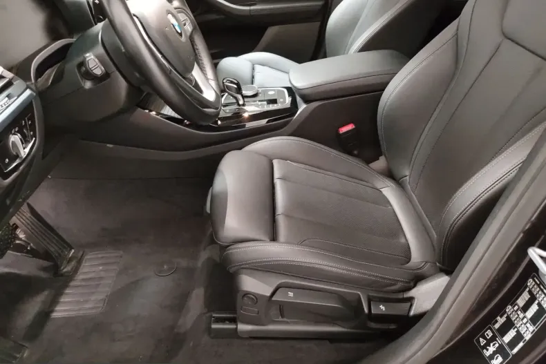 BMW X3 (Seria X) din 2024 cu 76.633 km - oferta BMW247061 - foto 12