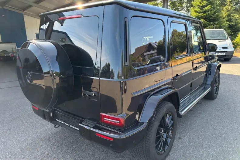 Mercedes-Benz G 400 (Clasa G) din 2023 cu 62.500 km - oferta MER247076 - foto 6
