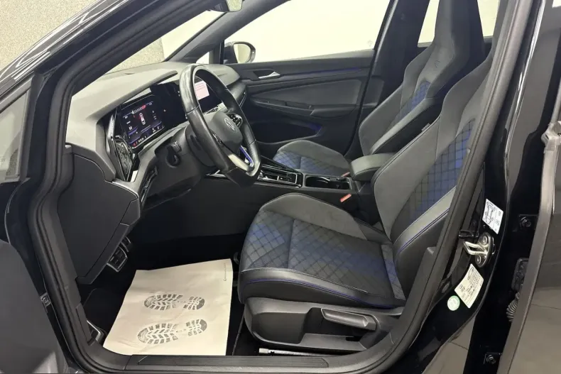 Volkswagen Golf din 2024 cu 35.000 km - oferta VOL247078 - foto 6