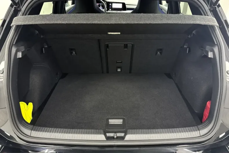 Volkswagen Golf din 2024 cu 35.000 km - oferta VOL247078 - foto 17