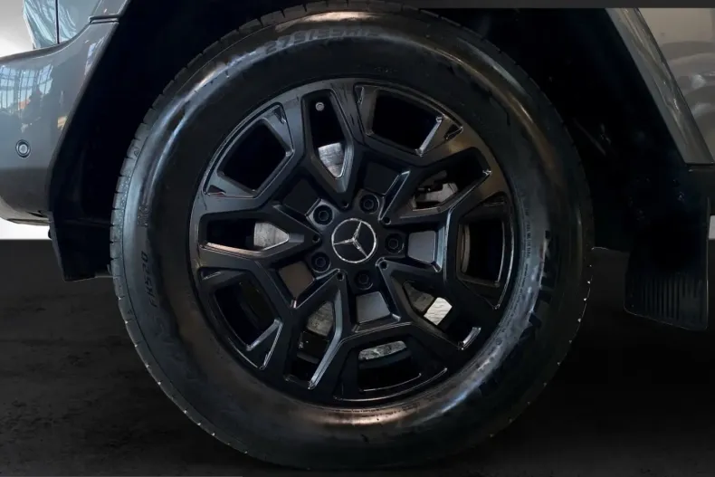 Mercedes-Benz G 450 (Clasa G) din 2024 cu 13.670 km - oferta MER247101 - foto 16