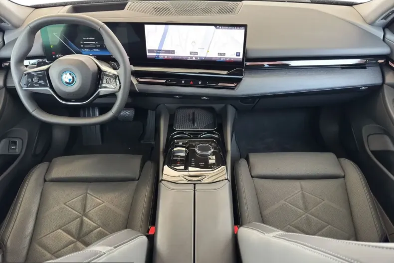 BMW 530 (Seria 5) din 2025 cu 78.420 km - oferta BMW247112 - foto 7
