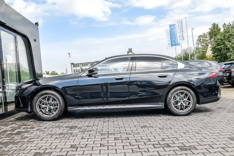 BMW 520 (Seria 5) din 2024 cu 83.527 km - oferta BMW247118 - foto 8