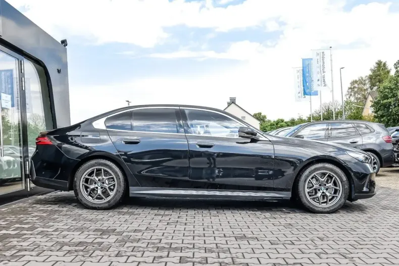 BMW 520 (Seria 5) din 2024 cu 83.527 km - oferta BMW247118 - foto 9
