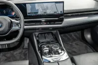 BMW 520 (Seria 5) din 2024 cu 83.527 km - oferta BMW247118 - foto 14