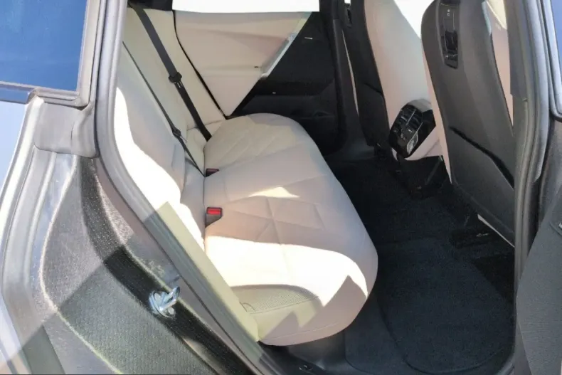 BMW iX din 2024 cu 24.893 km - oferta BMW247119 - foto 8