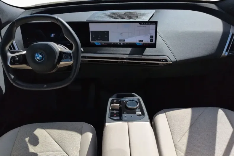BMW iX din 2024 cu 24.893 km - oferta BMW247119 - foto 9