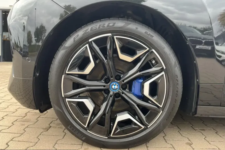 BMW iX din 2024 cu 77.240 km - oferta BMW247121 - foto 6