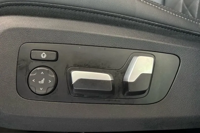 BMW X5 (Seria X) din 2023 cu 44.010 km - oferta BMW247129 - foto 12