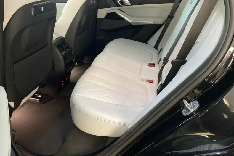 BMW X5 (Seria X) din 2024 cu 11.100 km - oferta BMW247131 - foto 11