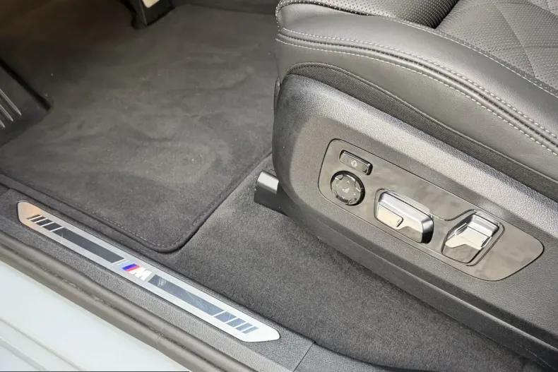 BMW X5 (Seria X) din 2025 cu 6.700 km - oferta BMW247134 - foto 16