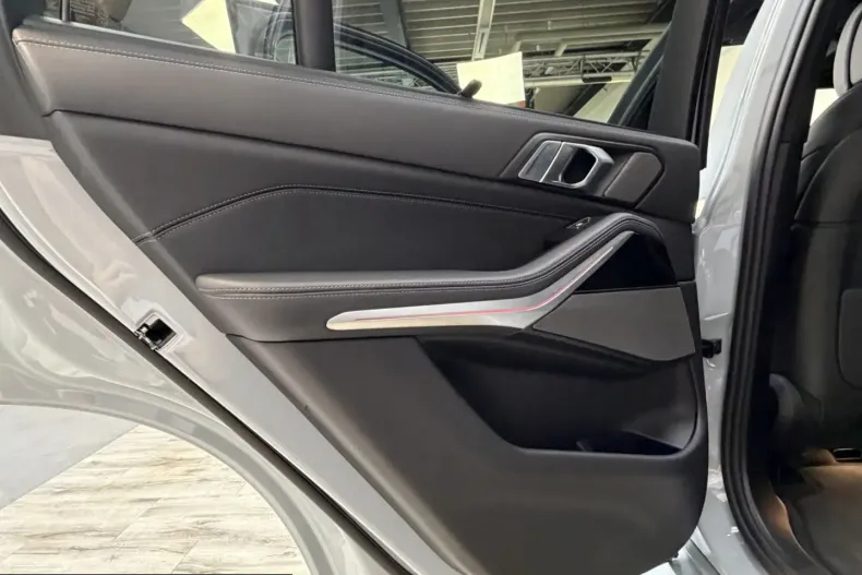 BMW X5 (Seria X) din 2025 cu 6.700 km - oferta BMW247134 - foto 22