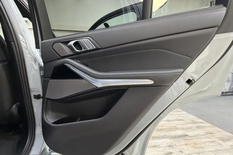 BMW X5 (Seria X) din 2025 cu 6.700 km - oferta BMW247134 - foto 33
