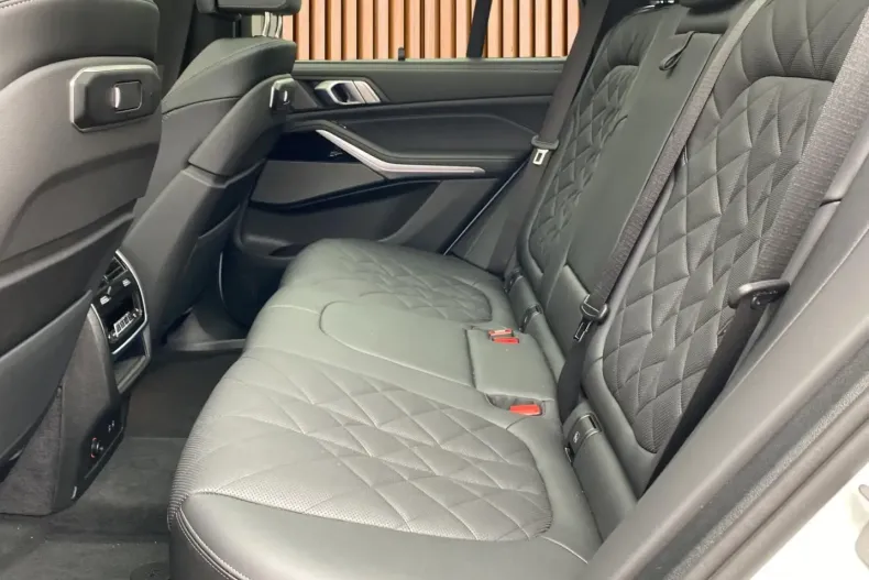 BMW X5 (Seria X) din 2024 cu 23.900 km - oferta BMW247135 - foto 12