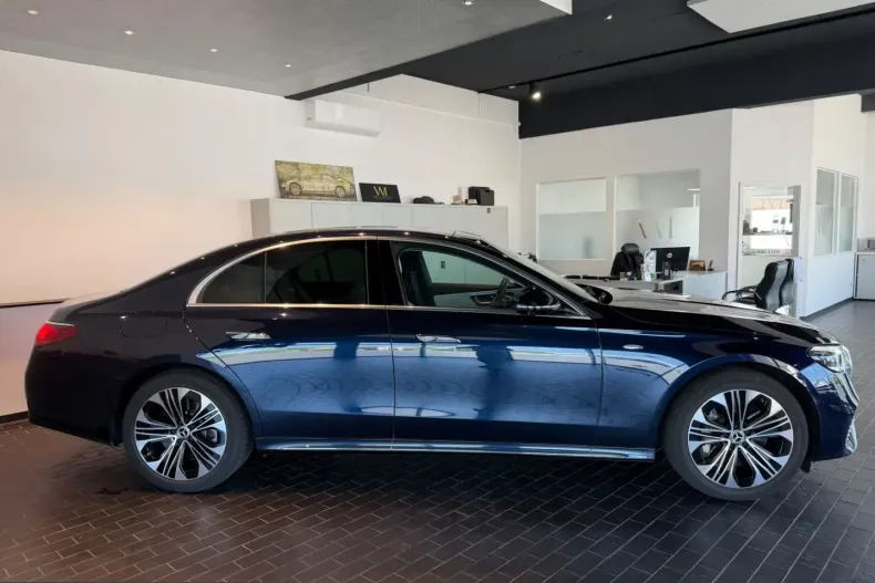 Mercedes-Benz E 300 (Clasa E) din 2025 cu 33.800 km - oferta MER247143 - foto 8