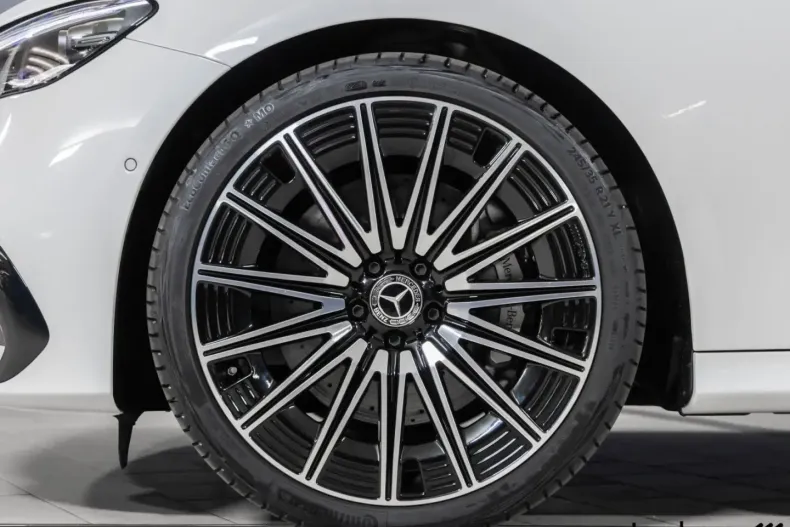 Mercedes-Benz E 450 (Clasa E) din 2023 cu 8.309 km - oferta MER247147 - foto 7