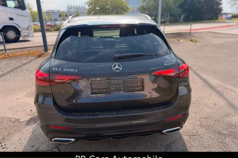 Mercedes-Benz GLC 220 (Clasa GLC) din 2024 cu 18.036 km - oferta MER247150 - foto 40