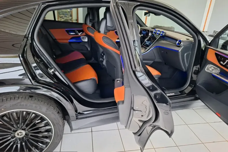 Mercedes-Benz GLC 450 (Clasa GLC) din 2025 cu 25.900 km - oferta MER247152 - foto 12