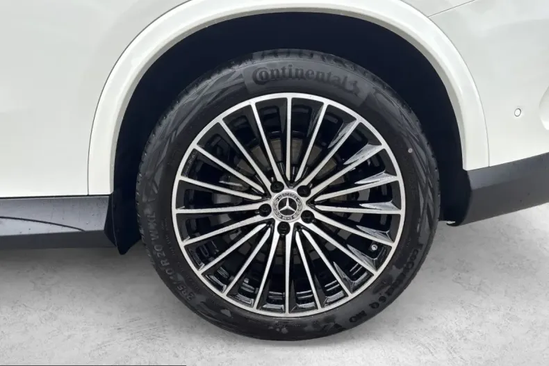 Mercedes-Benz GLC 300 (Clasa GLC) din 2025 cu 6.606 km - oferta MER247153 - foto 4