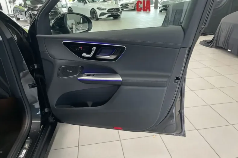 Mercedes-Benz GLC 300 (Clasa GLC) din 2025 cu 6.395 km - oferta MER247155 - foto 20