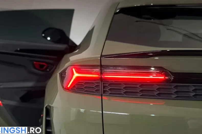 Lamborghini Urus din 2025 cu 11.000 km - oferta LAM247157 - foto 12