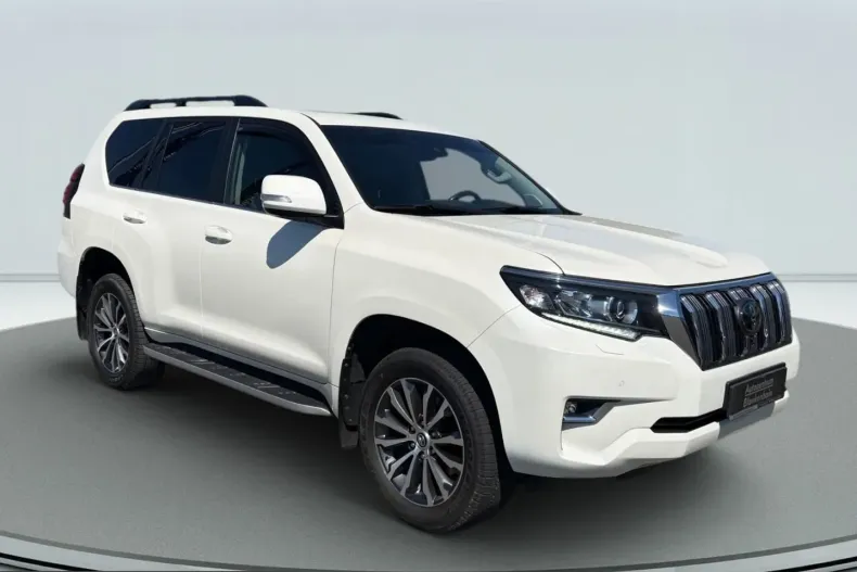 Toyota Land Cruiser din 2023 cu 63.850 km - oferta TOY247159 - foto 1