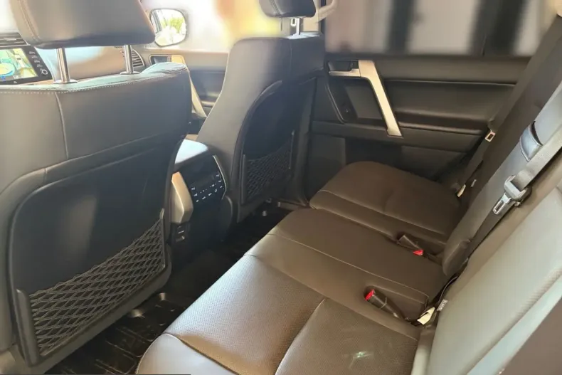 Toyota Land Cruiser din 2023 cu 63.850 km - oferta TOY247159 - foto 19