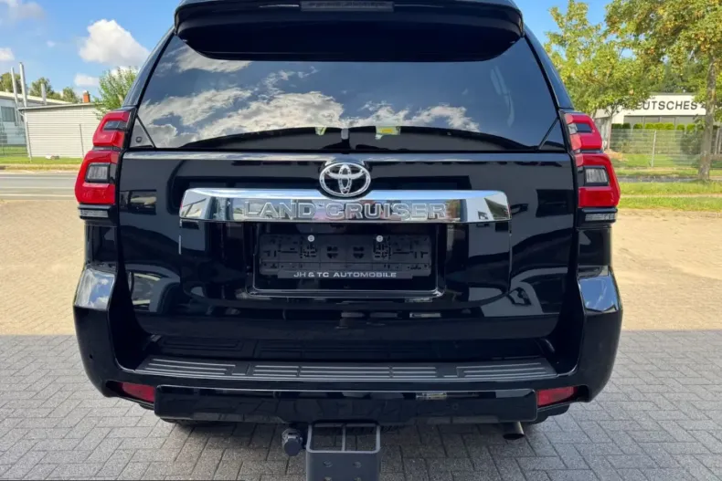 Toyota Land Cruiser din 2024 cu 18.625 km - oferta TOY247160 - foto 7