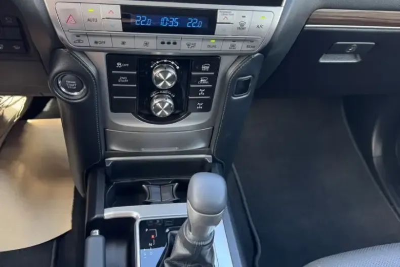 Toyota Land Cruiser din 2024 cu 18.625 km - oferta TOY247160 - foto 10