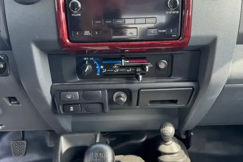 Toyota Land Cruiser din 2022 cu 10.131 km - oferta TOY247164 - foto 10