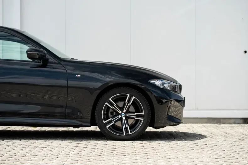 BMW 320 (Seria 3) din 2025 cu 10.990 km - oferta BMW247165 - foto 6