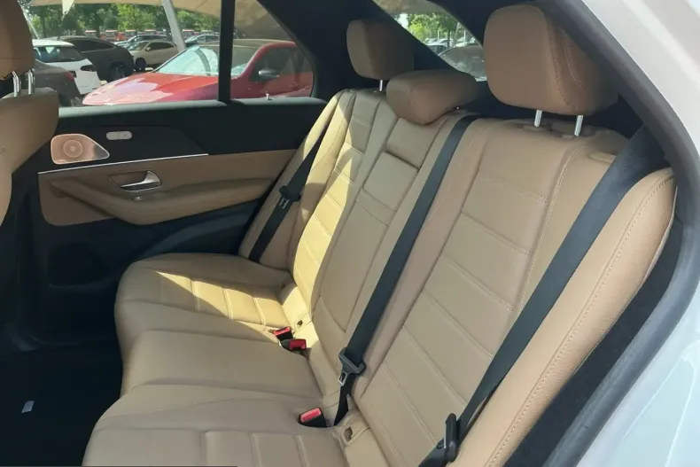 Mercedes-Benz GLE 400 (Clasa GLE) din 2024 cu 34.446 km - oferta MER247170 - foto 18