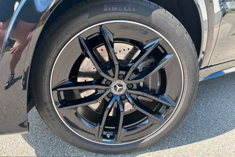 Mercedes-Benz GLE 450 (Clasa GLE) din 2025 cu 8.200 km - oferta MER247171 - foto 3