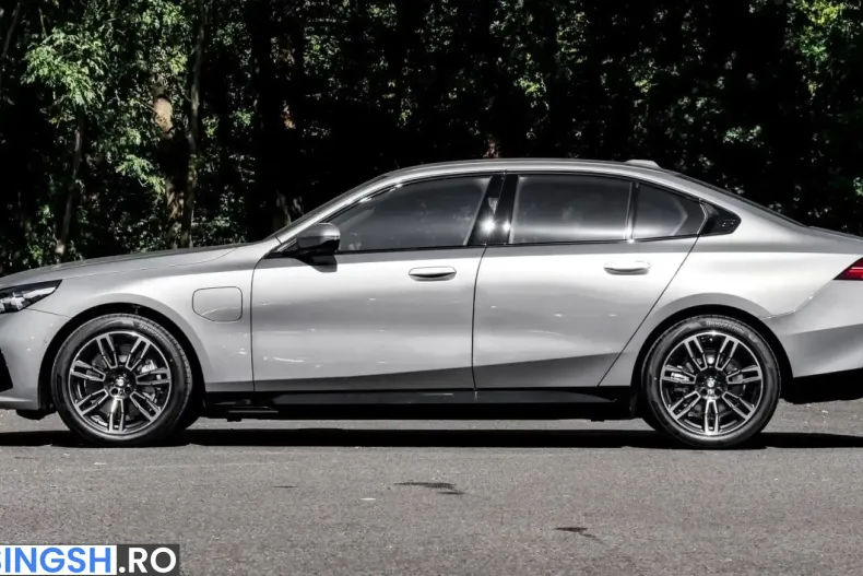 BMW 550 (Seria 5) din 2026 cu 51 km - oferta BMW247177 - foto 3